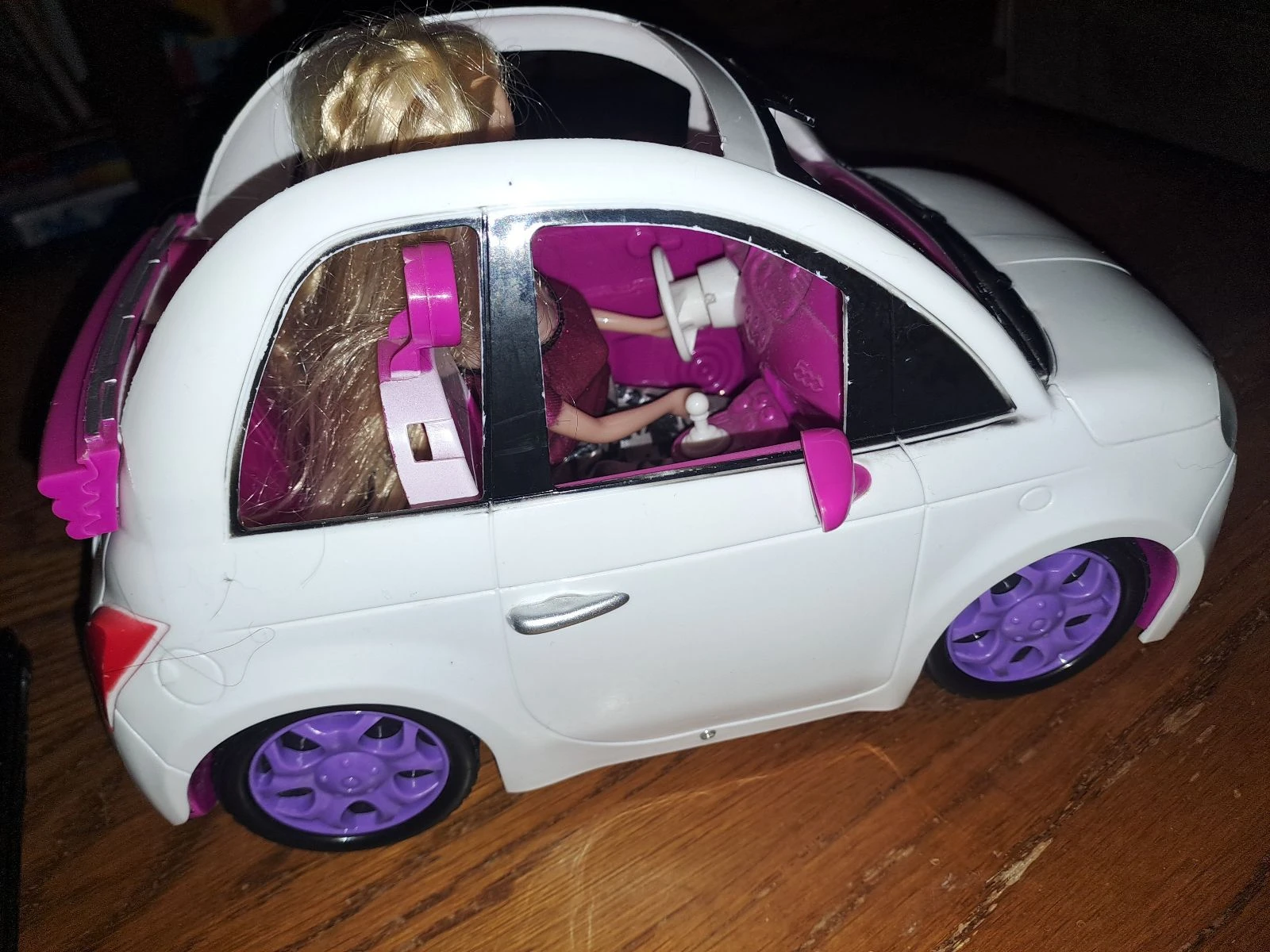 Jouet fiat500 avec poupée mannequin – photo 3